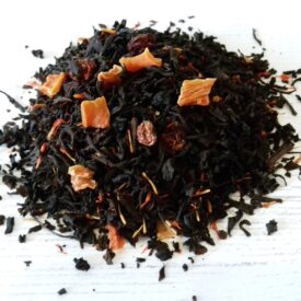 herbata czarna na wagę. skład: herbata czarna, czerwona porzeczka, marchew, oset, aromat