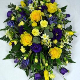 wiązanki pogrzebowe nowoczesne z żywych kwiatów